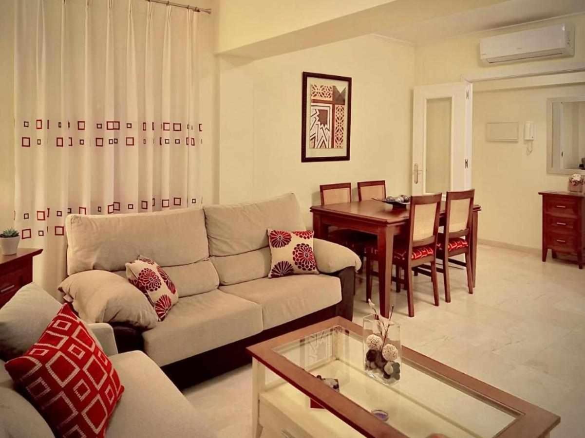 סביליה Apartamento Sauceda 7 מראה חיצוני תמונה