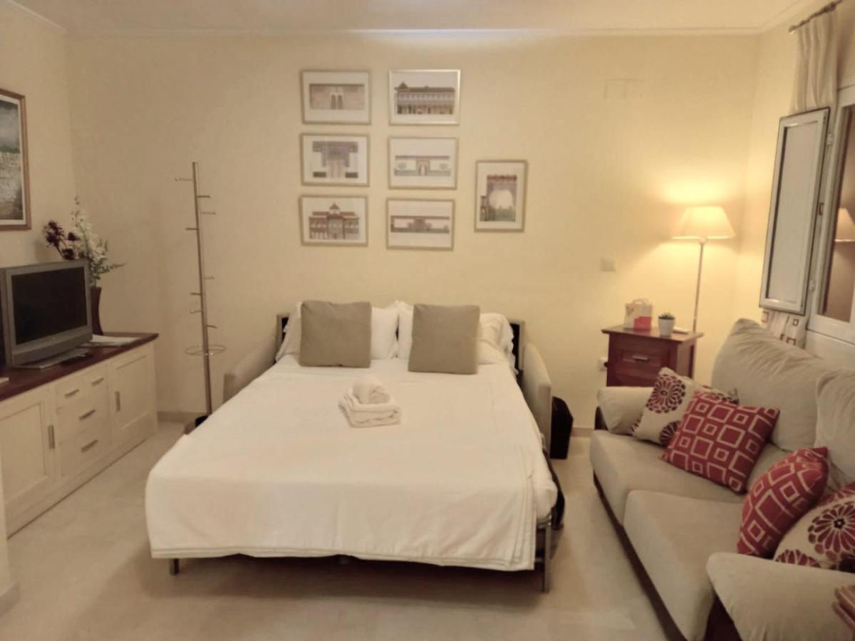 סביליה Apartamento Sauceda 7 מראה חיצוני תמונה